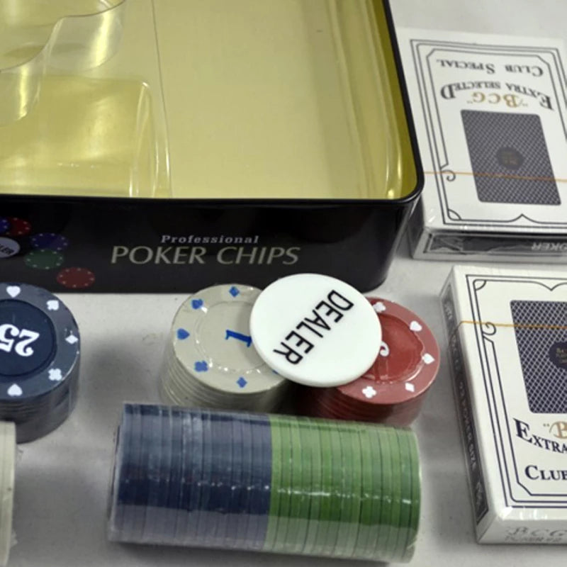Poker chips with dealer chip